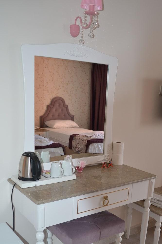 Turk Hotel Олюденіз Екстер'єр фото